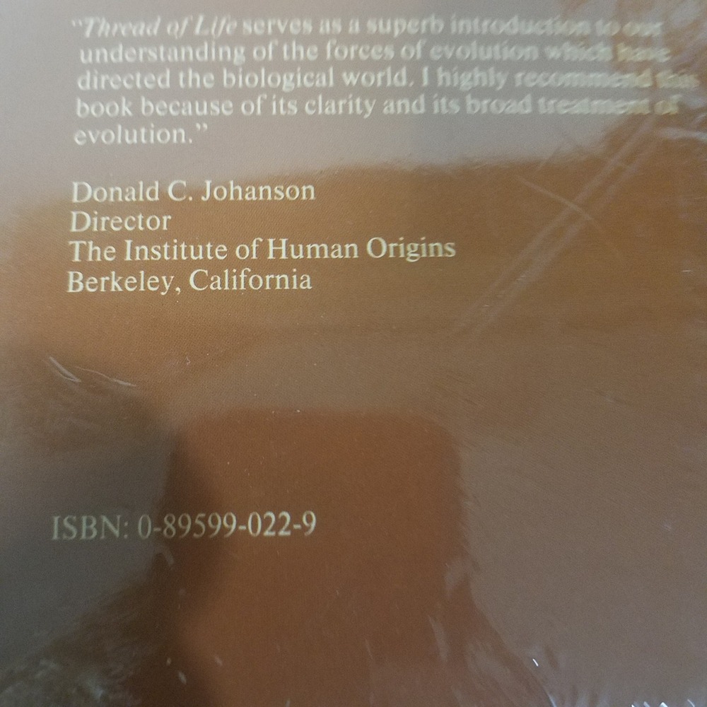 In the Age‎ of Mankind A Smithsonian Book of Human Evolution Roger Lewin NWT - Picture 3 of 3